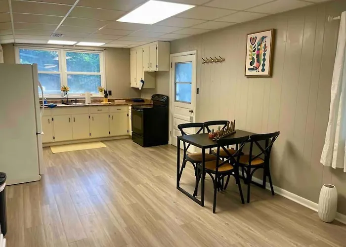Midtown At Marion 1br 1ba, 2 Miles Famu Fsu, 2blks Tmh